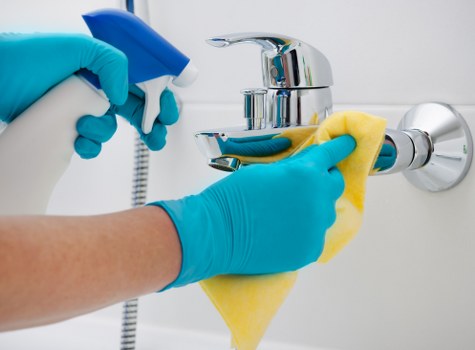Professional carpet cleaning in Aldborough Hatch removing deep dirt